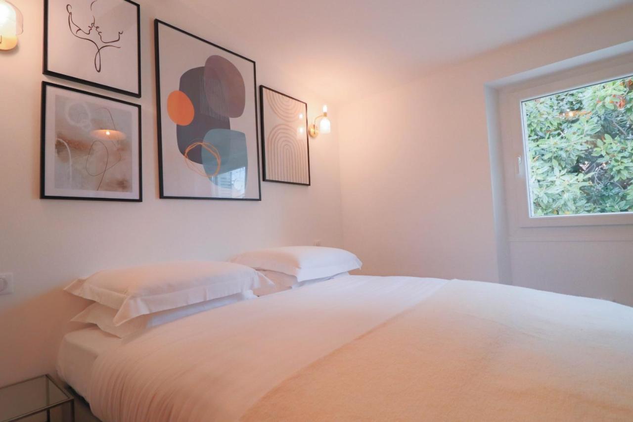 Aubernon Luxurious, Newly Renovated Flat In Heart Of Old Antibesアパートメント エクステリア 写真